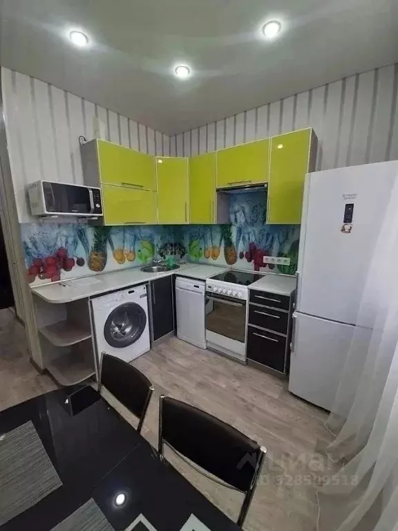 2-к кв. Хакасия, Абакан ул. Ивана Ярыгина, 17 (56.0 м) - Фото 1