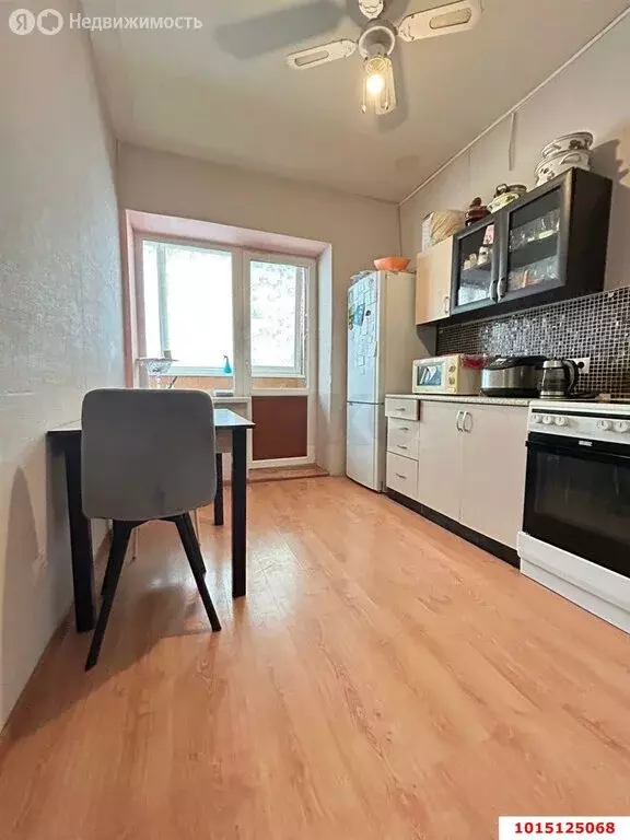 1-комнатная квартира: Краснодар, улица имени Ф.И. Шаляпина, 31А (37 м) - Фото 2