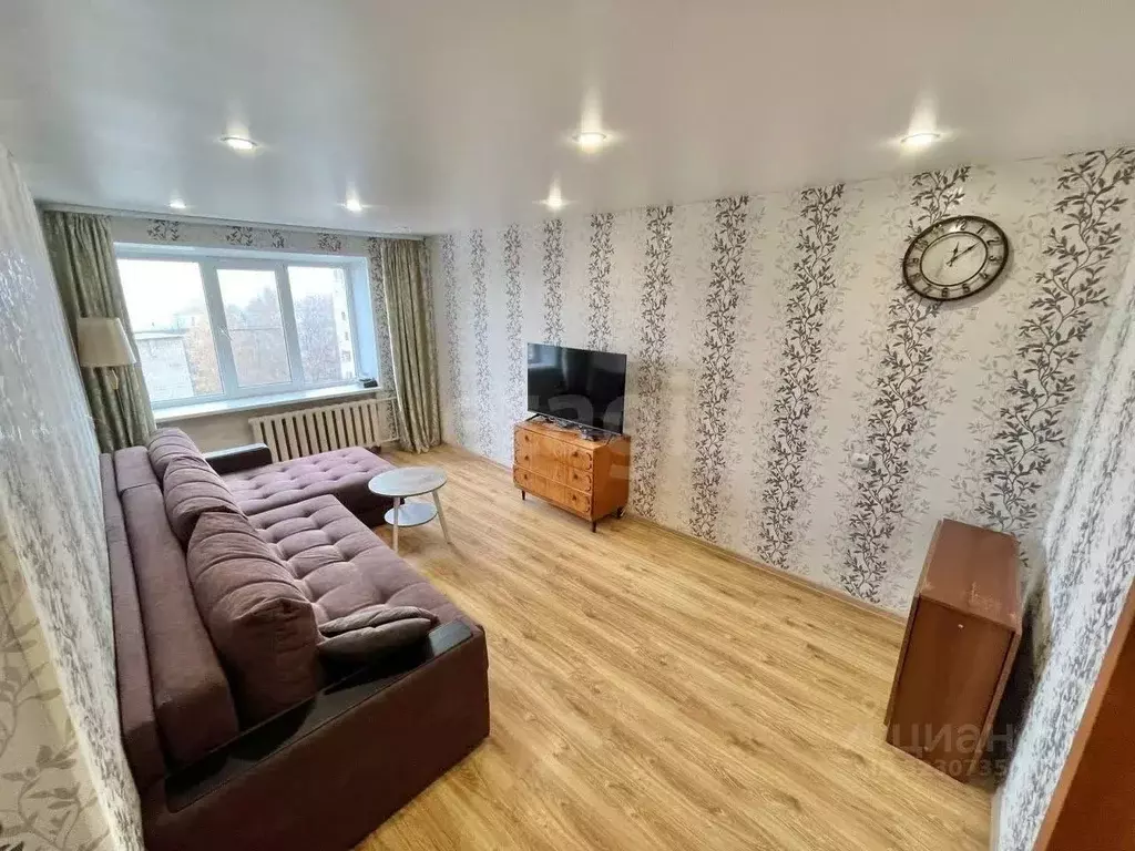 3-к кв. Удмуртия, Ижевск Тверская ул., 50 (59.9 м) - Фото 1