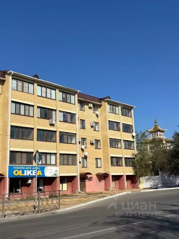 3-к кв. Калмыкия, Элиста ул. Ю. Клыкова, 55 (105.7 м) - Фото 1