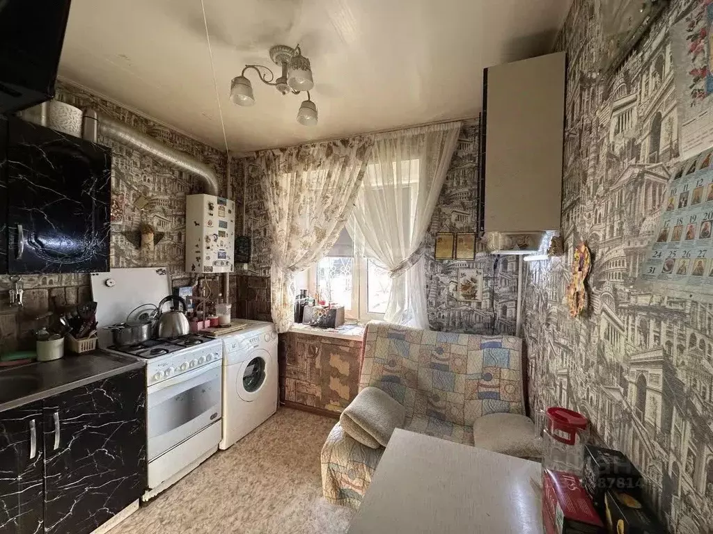 3-к кв. Владимирская область, Ковров Муромская ул., 33 (58.5 м) - Фото 0