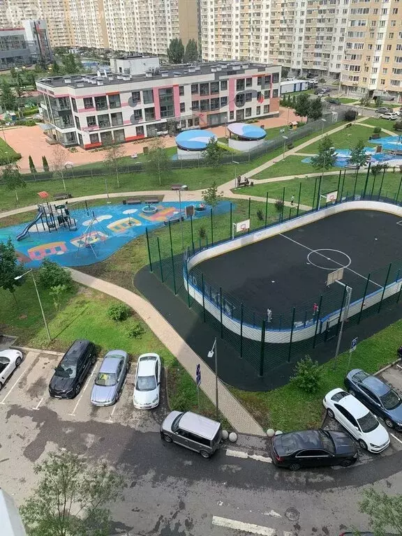 3-комнатная квартира: Московский, улица Никитина, 20 (80 м) - Фото 2
