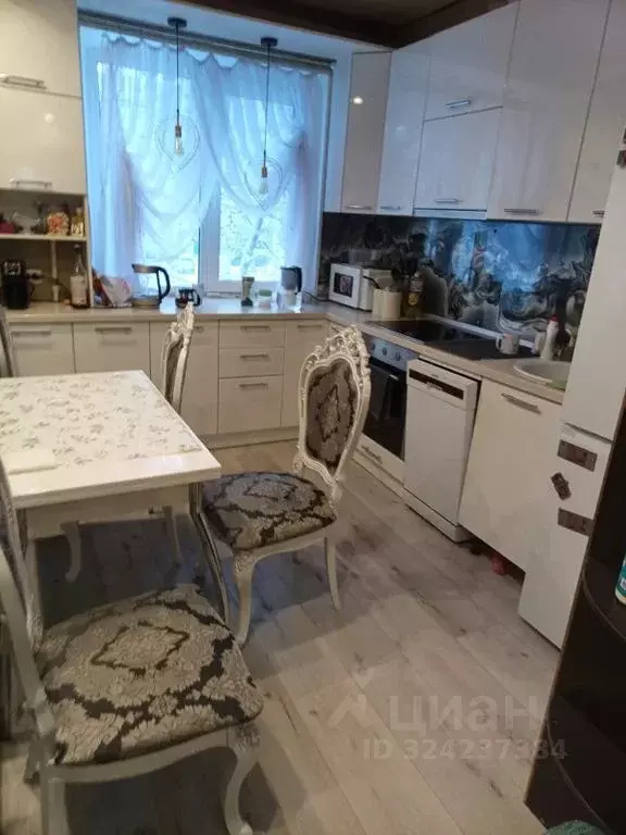 3-к кв. Мурманская область, Кировск Олимпийская ул., 43 (64.0 м) - Фото 2