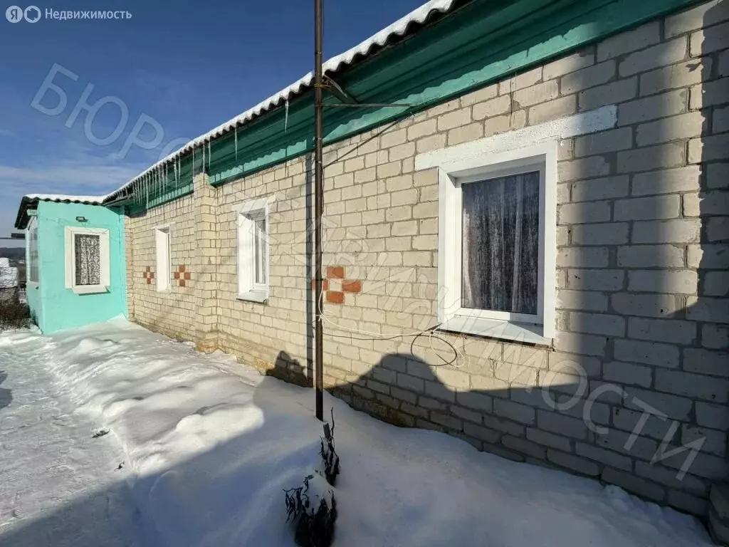 Дом в село Репное, Комсомольская улица, 29 (62 м) - Фото 1