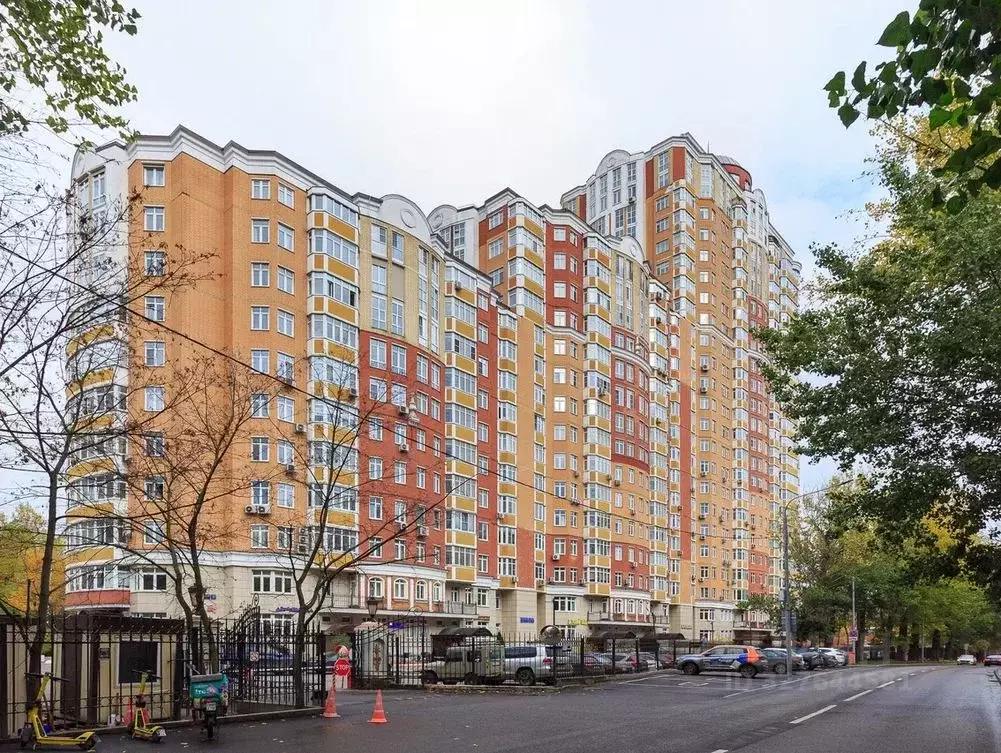 3-к кв. Москва Староволынская ул., 12к5 (165.0 м) - Фото 1