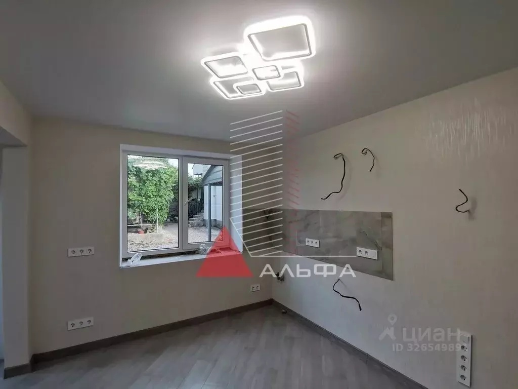 Дом в Крым, Евпатория ул. Хозяйственная (75 м) - Фото 2