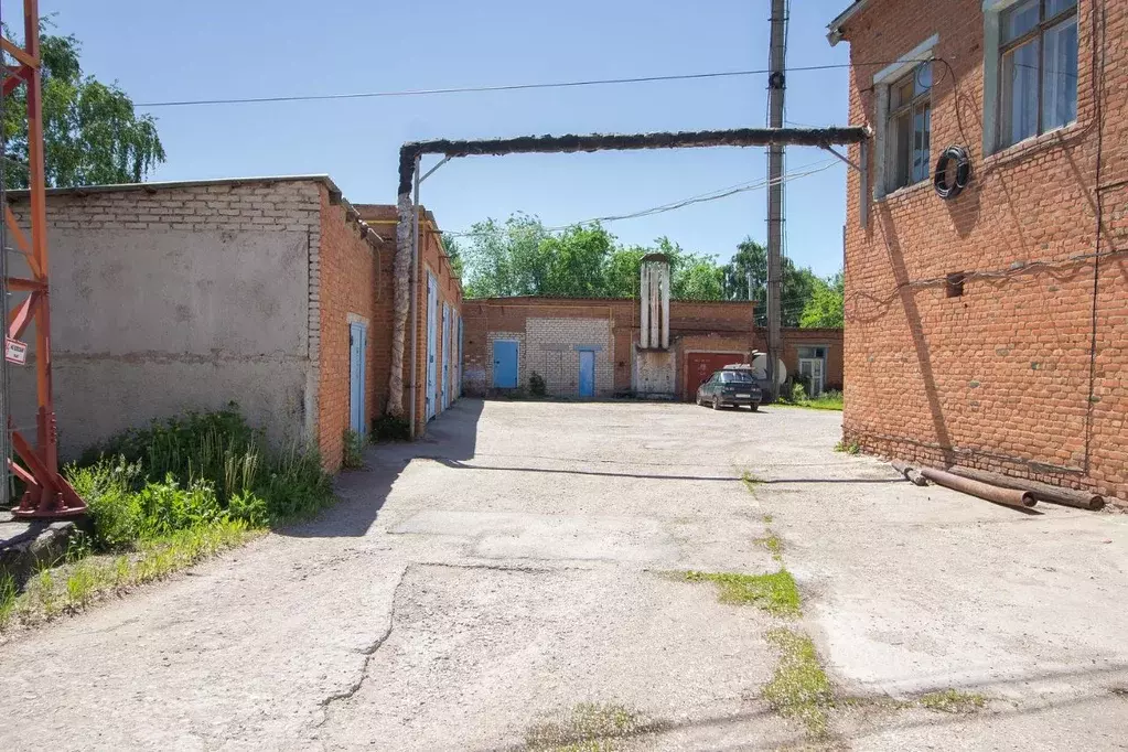 Помещение свободного назначения в Саратовская область, Духовницкое рп ... - Фото 1