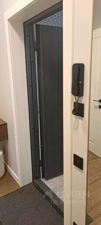 2-к кв. Крым, Симферополь ул. Воровского, 24А (63.7 м) - Фото 2