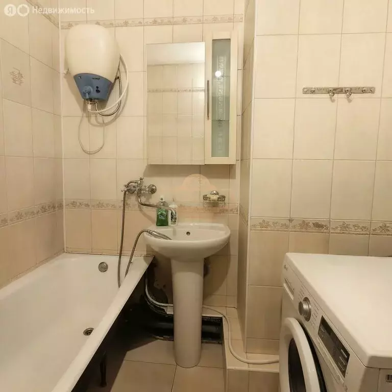 3-комнатная квартира: Санкт-Петербург, проспект Сизова, 25 (76 м) - Фото 2