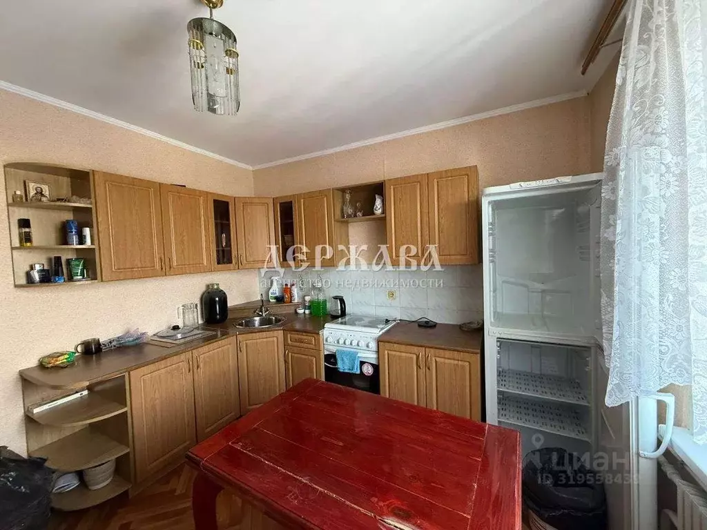 1-к кв. Белгородская область, Старый Оскол Макаренко мкр, 11В (46.9 м) - Фото 1