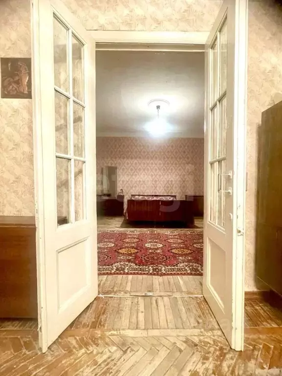 3-к кв. Псковская область, Остров ул. ДОС, 8 (82.1 м) - Фото 1