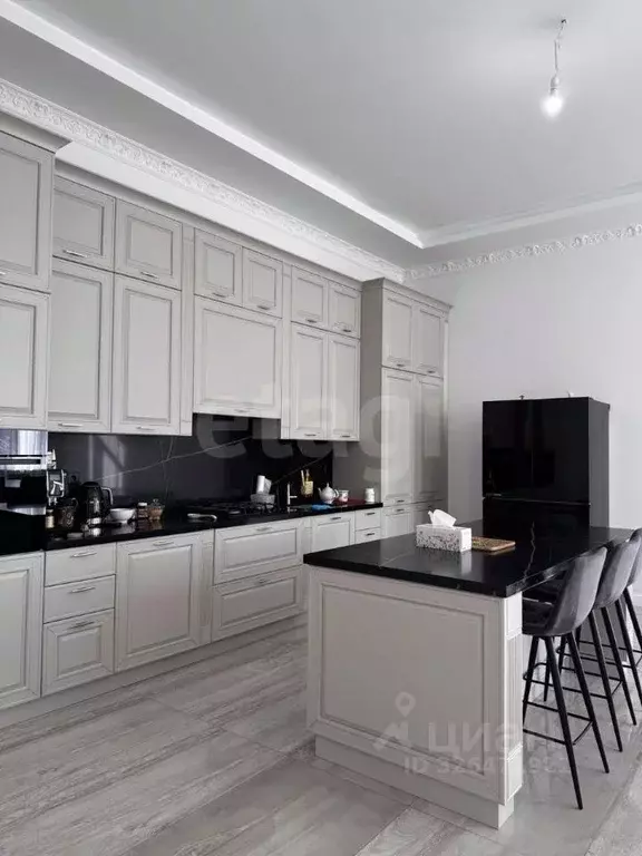 Дом в Северная Осетия, Владикавказ ул. Братьев Темировых, 46 (340 м) - Фото 1