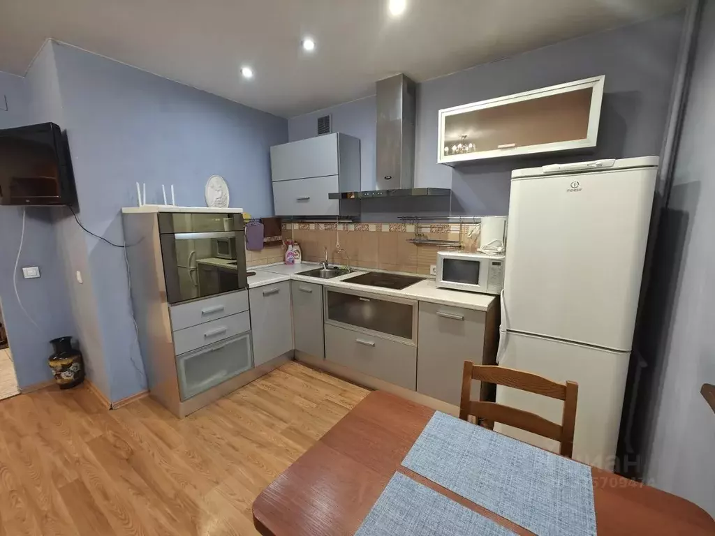 2-к кв. Кемеровская область, Кемерово Соборная ул., 5 (49.3 м) - Фото 2