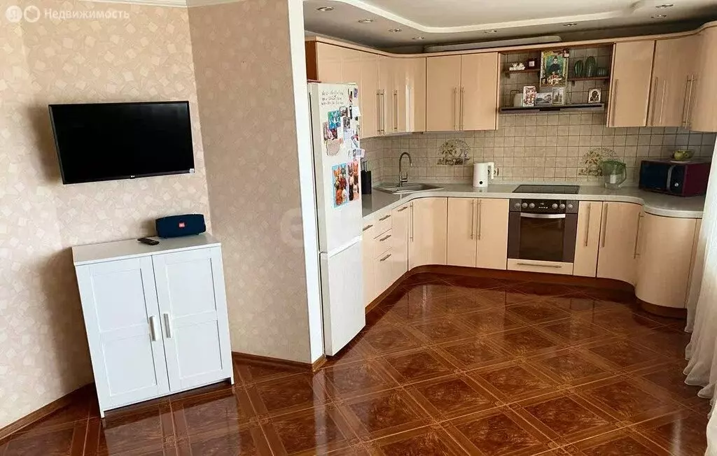 4-комнатная квартира: Ачинск, 1-й микрорайон, 42А (109 м) - Фото 1