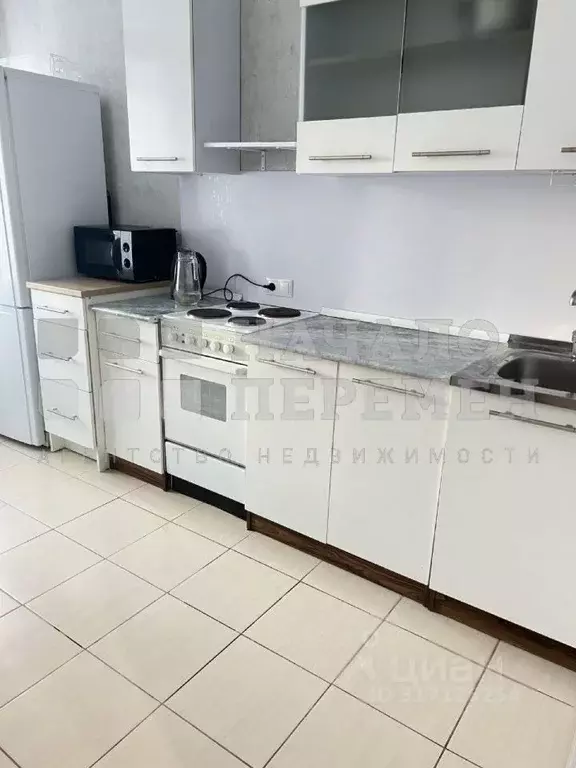 1-к кв. Новосибирская область, Новосибирск ул. Революции, 10 (44.0 м) - Фото 0