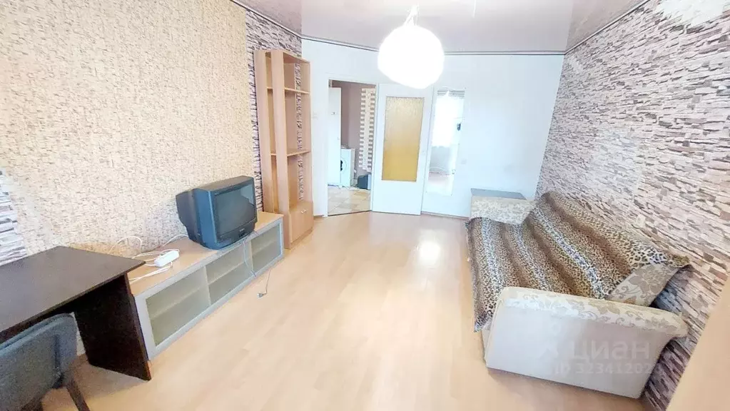 1-к кв. Свердловская область, Екатеринбург ул. Репина, 78 (37.5 м) - Фото 1