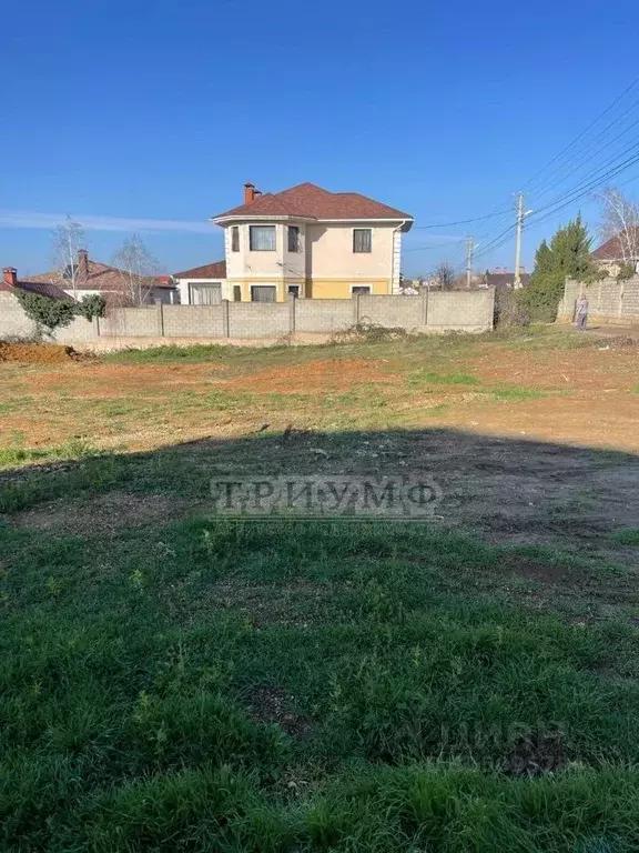 Участок в Крым, Симферопольский район, Молодежное пгт ул. Калиновая ... - Фото 1