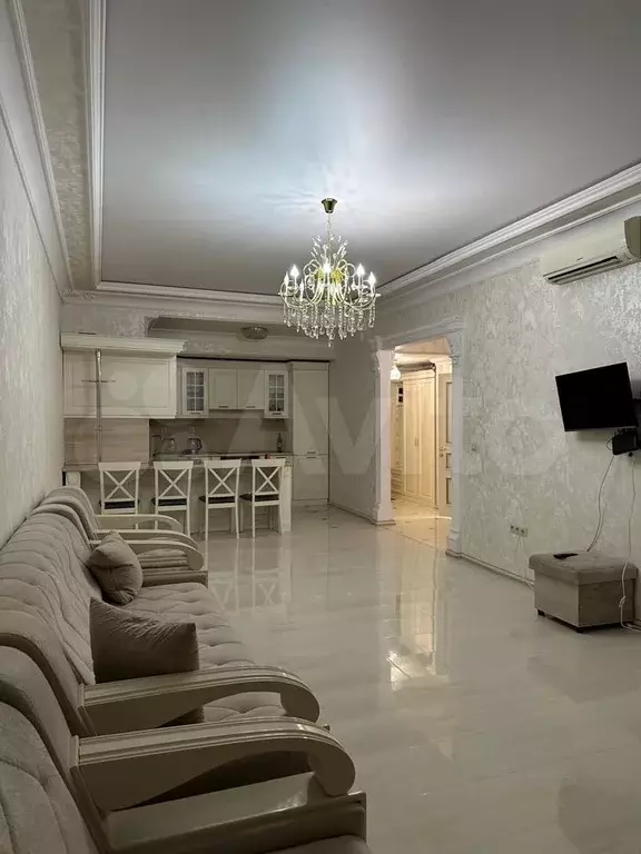 2-к. квартира, 70 м, 22/45 эт. - Фото 0