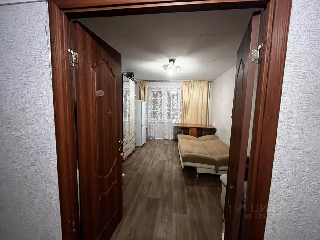 Комната Татарстан, Набережные Челны ул. Шамиля Усманова, 37 (16.0 м) - Фото 2