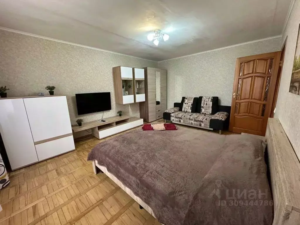 1-к кв. Ростовская область, Новочеркасск ул. Чехова, 2Б (33.0 м) - Фото 0