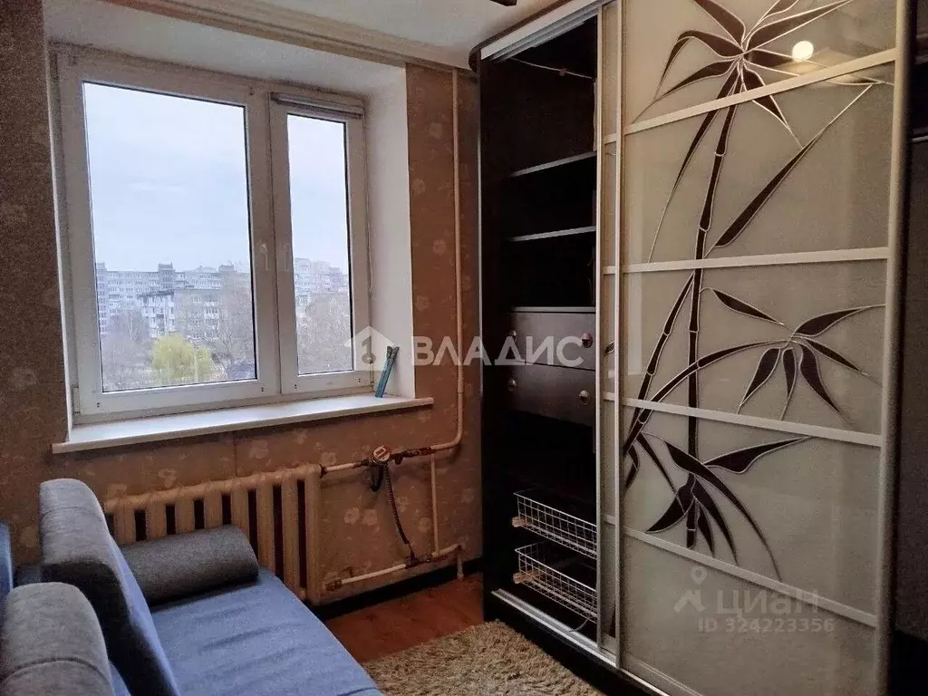 3-к кв. Калининградская область, Калининград Батальная ул., 69А (60.7 ... - Фото 2