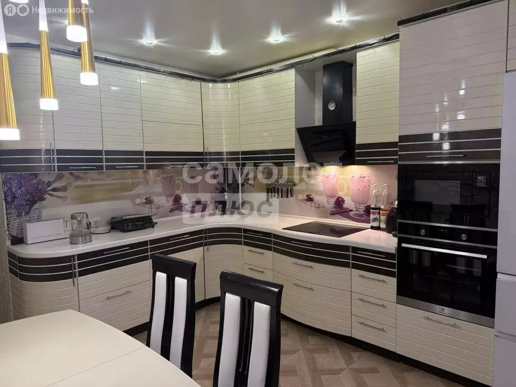 3-комнатная квартира: Москва, улица Маршала Савицкого, 12к1 (97.5 м) - Фото 1