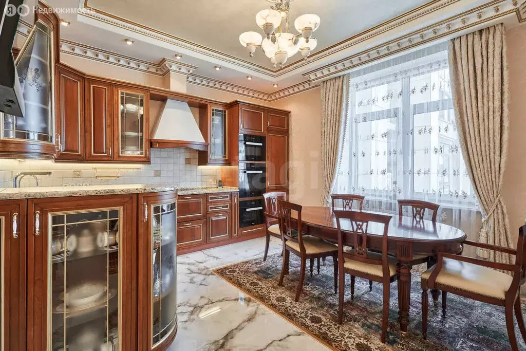 4-комнатная квартира: Москва, Чапаевский переулок, 3 (180 м) - Фото 0