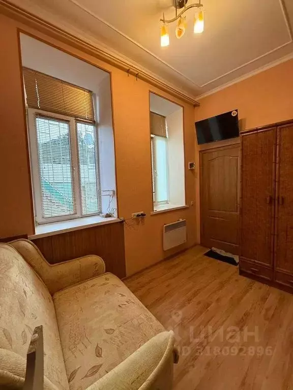 Студия Крым, Ялта ул. Боткинская, 5 (12.0 м) - Фото 0