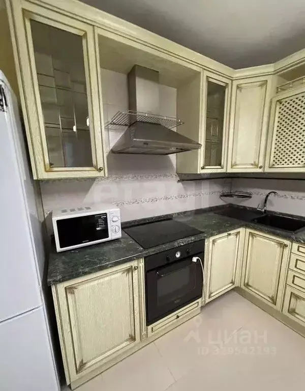 3-к кв. Алтайский край, Барнаул Взлетная ул., 17 (80.0 м) - Фото 1