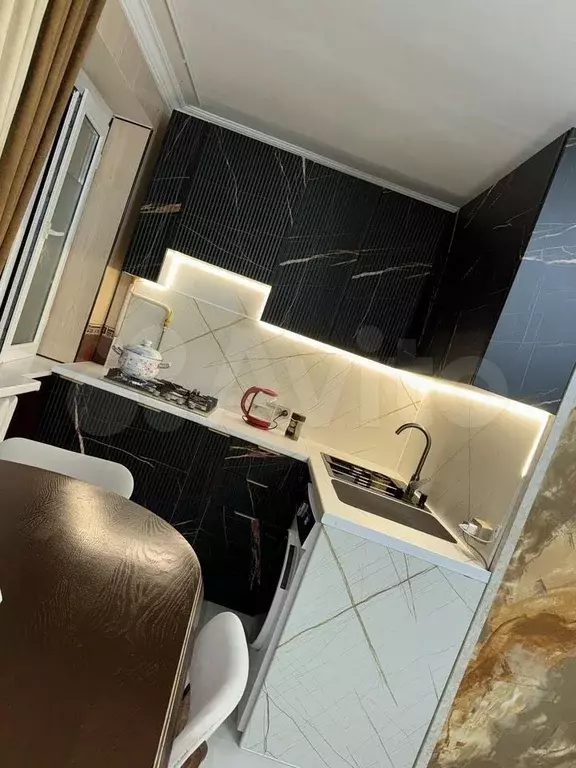 3-к. квартира, 55 м, 1/5 эт. - Фото 1