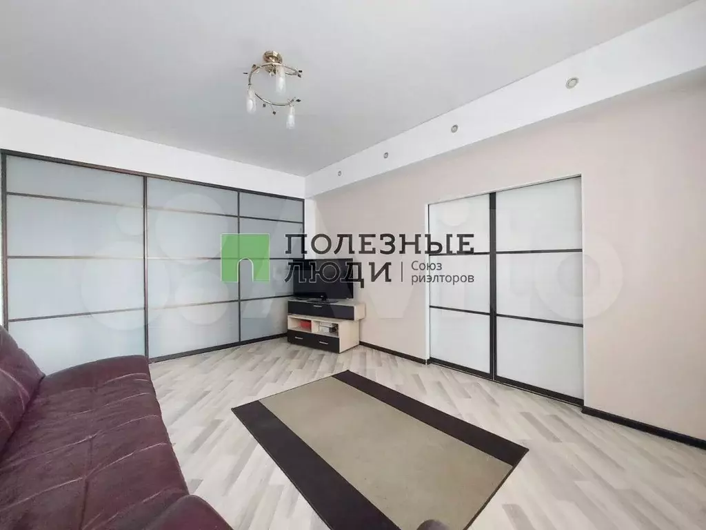 4-к. квартира, 82 м, 2/5 эт. - Фото 0