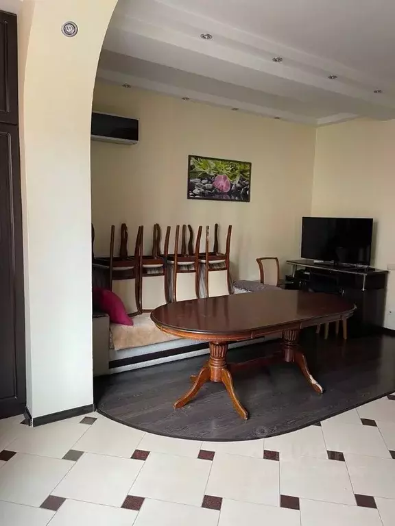 2-к кв. Крым, Симферополь ул. Тренева, 21 (76.0 м) - Фото 1