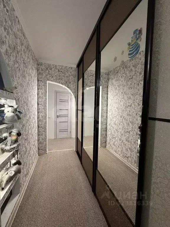 3-к кв. Ямало-Ненецкий АО, Ноябрьск ул. 8 Марта, 2 (64.9 м) - Фото 1