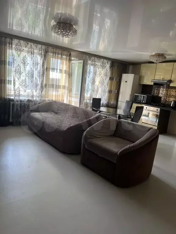 3-к. квартира, 66 м, 1/10 эт. - Фото 0