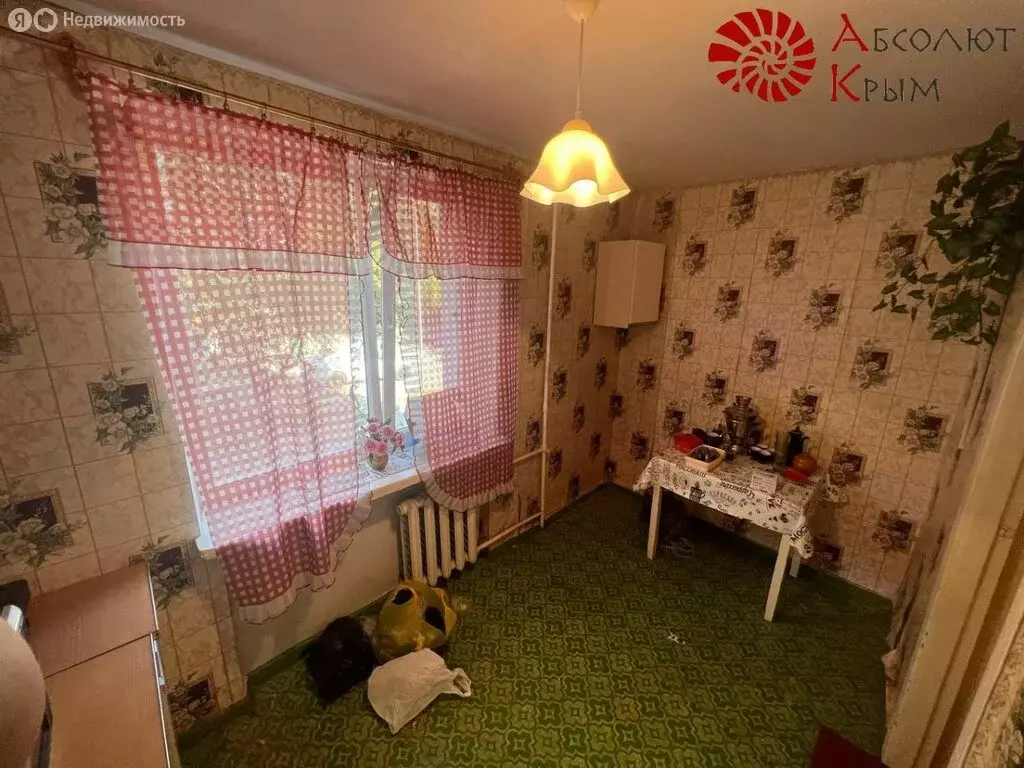 1-комнатная квартира: Белогорск, улица Гагарина, 2 (35.2 м) - Фото 1