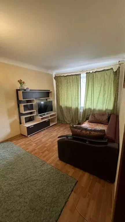 3-к. квартира, 52 м, 1/5 эт. - Фото 0