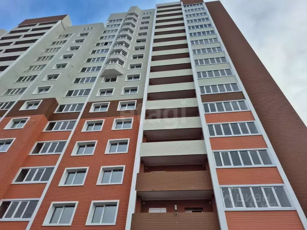 1-к кв. Оренбургская область, Оренбург ул. Фронтовиков, 10/4 (41.48 м) - Фото 1