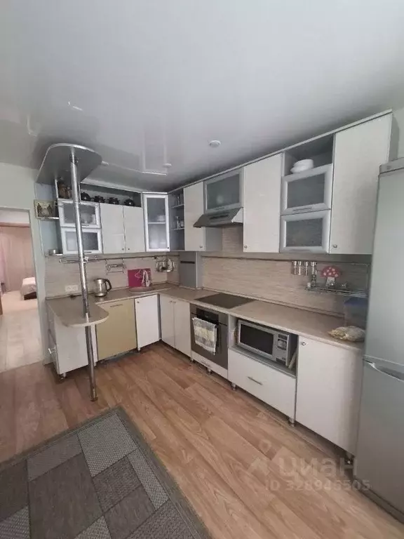 3-к кв. Алтай, Горно-Алтайск Алтайская ул., 28 (70.1 м) - Фото 1