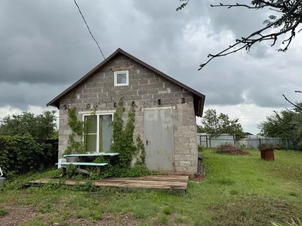 Дом в Оренбургская область, Оренбургский район, Ленинский сельсовет, ... - Фото 1