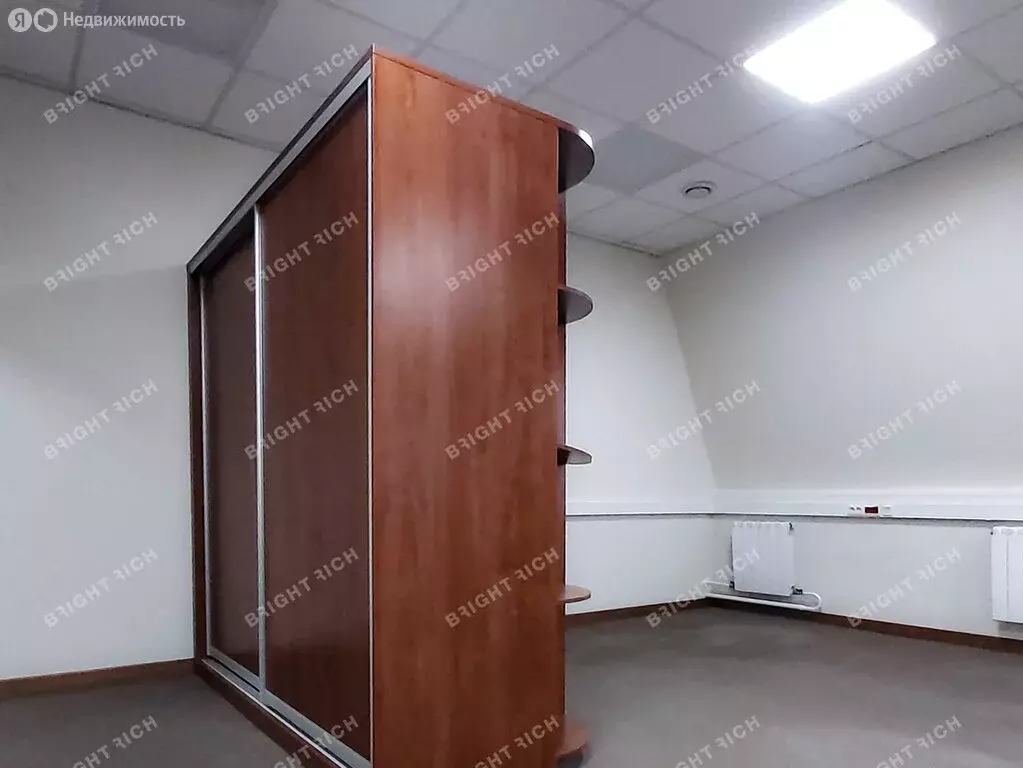 Офис (242.3 м) - Фото 1