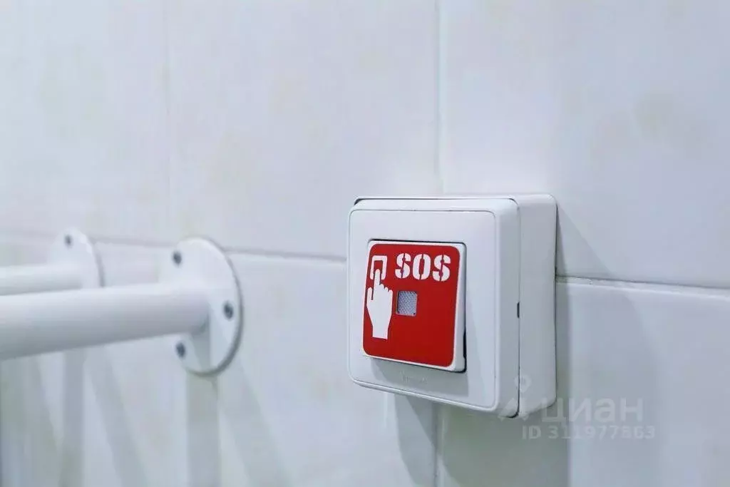 Комната Москва ул. Черняховского, 11К1 (18.0 м) - Фото 1