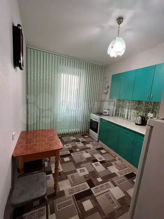 1-к. квартира, 40 м, 8/10 эт. - Фото 0
