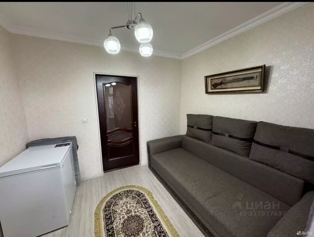 4-к кв. Чеченская республика, Грозный ул. Новаторов, 27 (104.0 м) - Фото 0