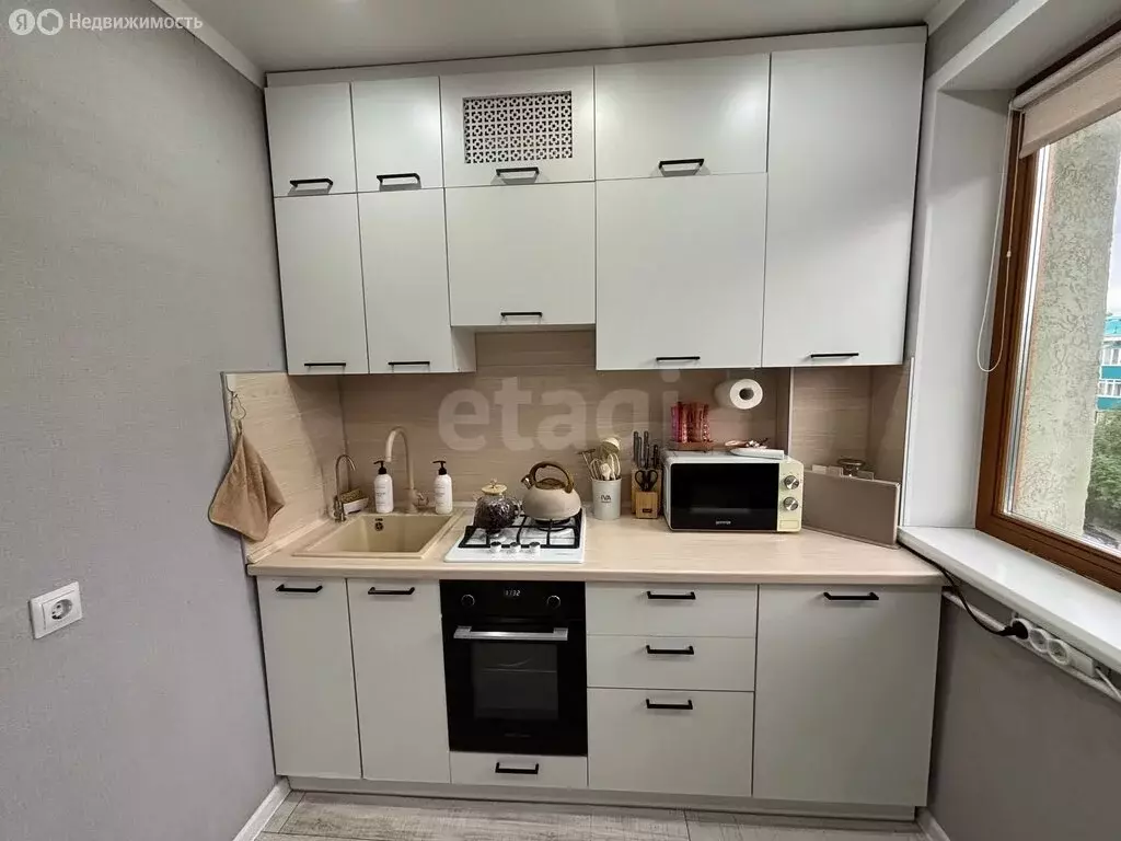 1-комнатная квартира: Альметьевск, улица Гафиатуллина, 14 (31.1 м) - Фото 2