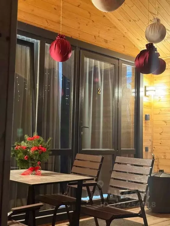 Дом в Карачаево-Черкесия, Зеленчукский район, с. Архыз ул. Банковская, ... - Фото 1