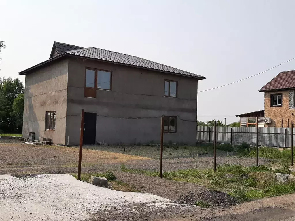 Коттедж в Приморский край, с. Михайловка ул. 60 лет ДОСААФ (186 м) - Фото 1