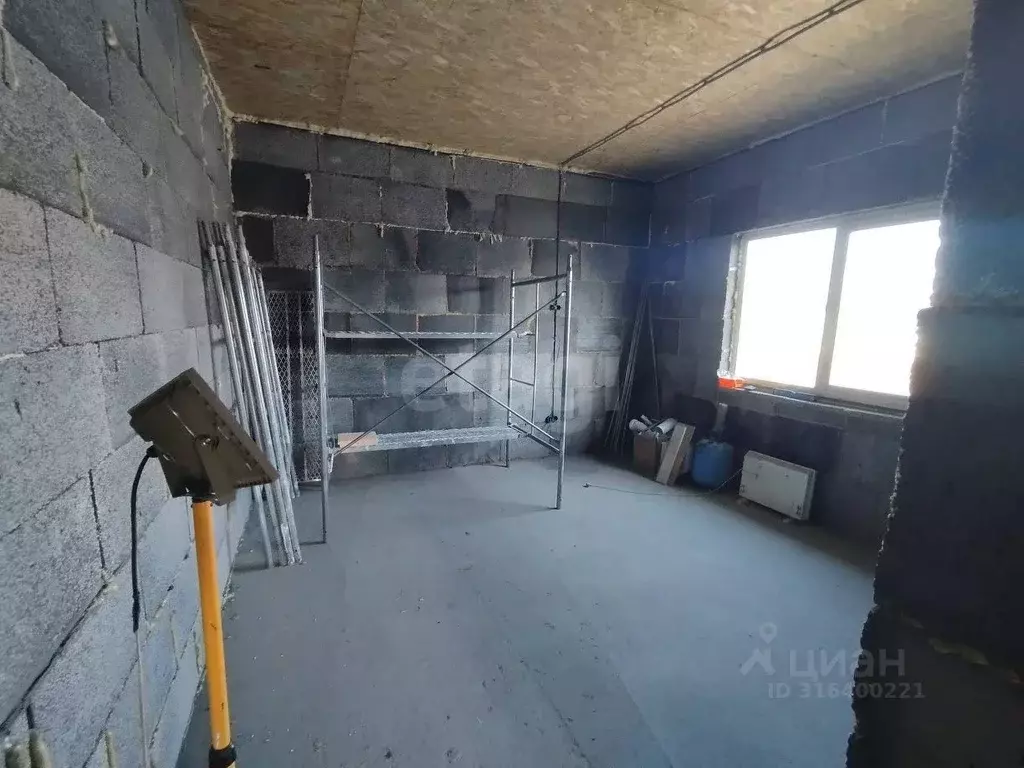 Дом в Амурская область, Благовещенский район, с. Чигири пер. ... - Фото 1