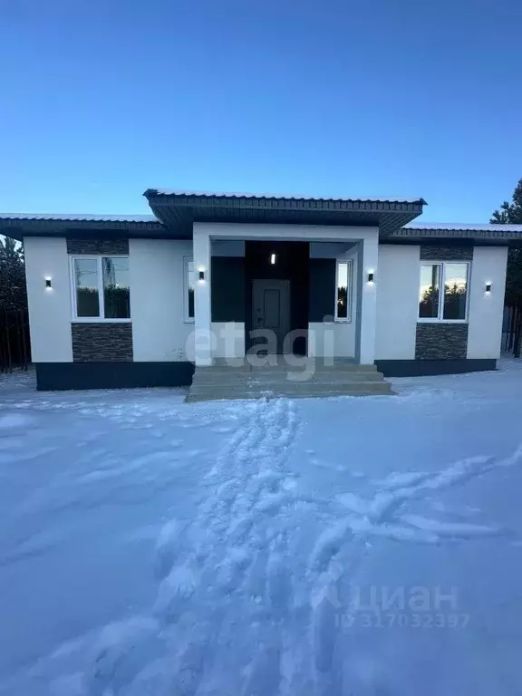 Дом в Свердловская область, Белоярский муниципальный округ, пос. ... - Фото 0