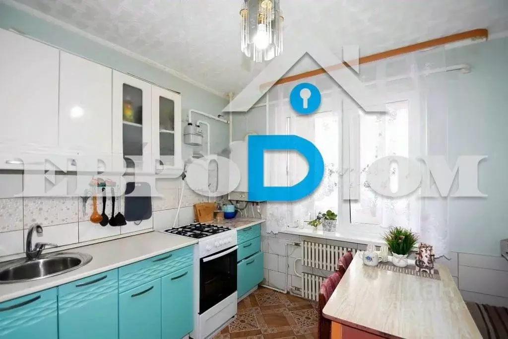 3-к кв. Омская область, Омский район, Комсомольское с/пос, пос. ... - Фото 1