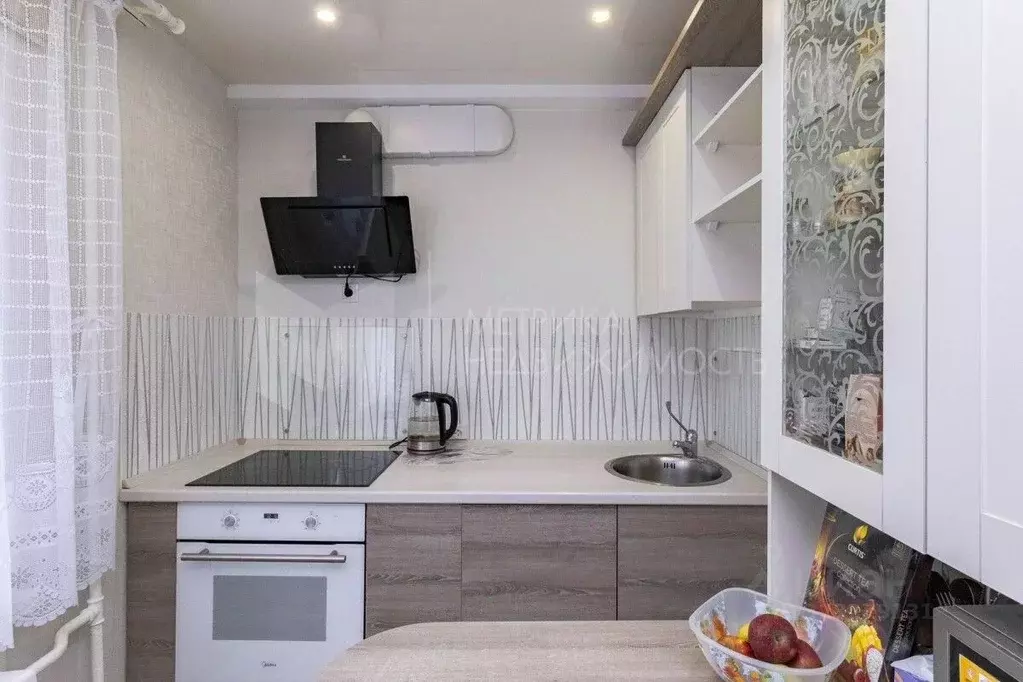 3-к кв. Тюменская область, Тюмень Одесская ул., 22а (59.0 м) - Фото 1